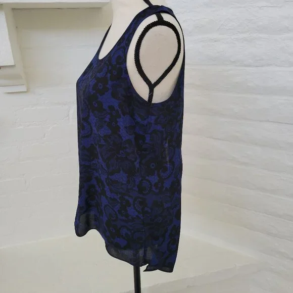 Express Tank Top Womens Small Blue Black Back Slit Navy Floral Sleeveless - Picture 3 of 7
